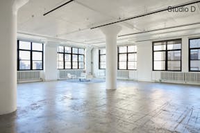 7500 sqft Bright West Soho Studios - Image 10