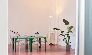 Ampia location in un contesto elegante - Image 6