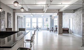 Luxurious Modern Loft and Gallery space - Image 9