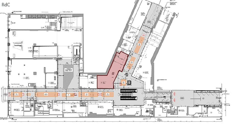 Superb Boutique Shop on Champs-�lys�es - Galerie des Champs-�lys�es - Image 4