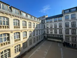 Bâtiment hausmannien  - Image 2