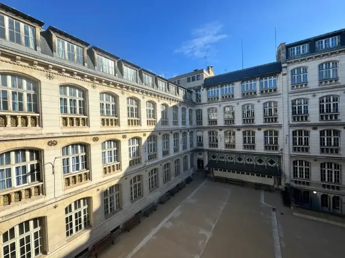 Bâtiment hausmannien - Image 2
