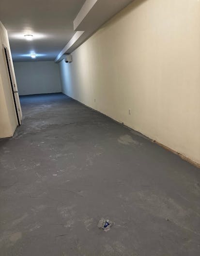 Massive Pop Up | Event | Studio | Art Gallery Space | Rooftop & Storage Area - 3800 Sq Ft plus Parking | AV & Stage Equipment - Image 4