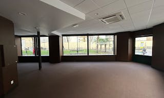 Magnifique Showroom Boutique Ephémère à Paris - Image 7