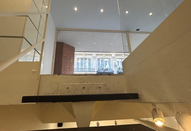 Rue de Thorigny Pop Up Boutique - Image 3