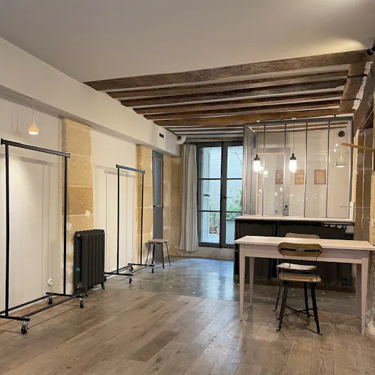 Galerie atelier d’artiste dans le Marais - Image 1