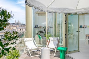 230m2 avec vue panoramique sur les toits de Paris - Image 2