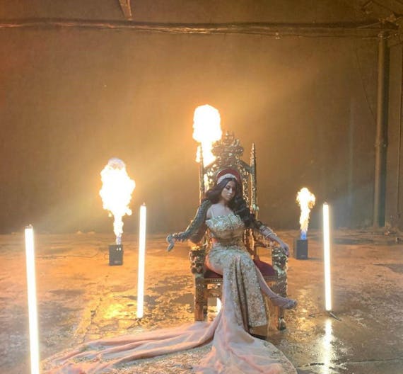 D�cor/Lieu de tournage: Entrep�t - Image 2