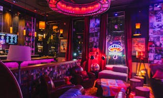 Stylish Lounge Perfect for Small Events and Networking - Image 5