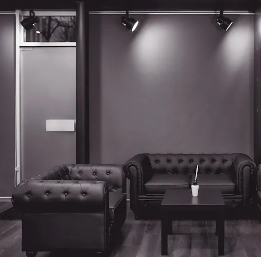 Studio Photo Boutique in Paris - Image 2