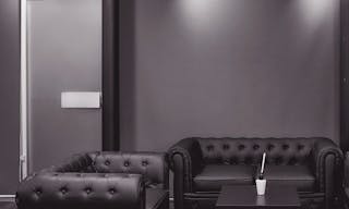 Studio Photo Boutique in Paris - Image 2