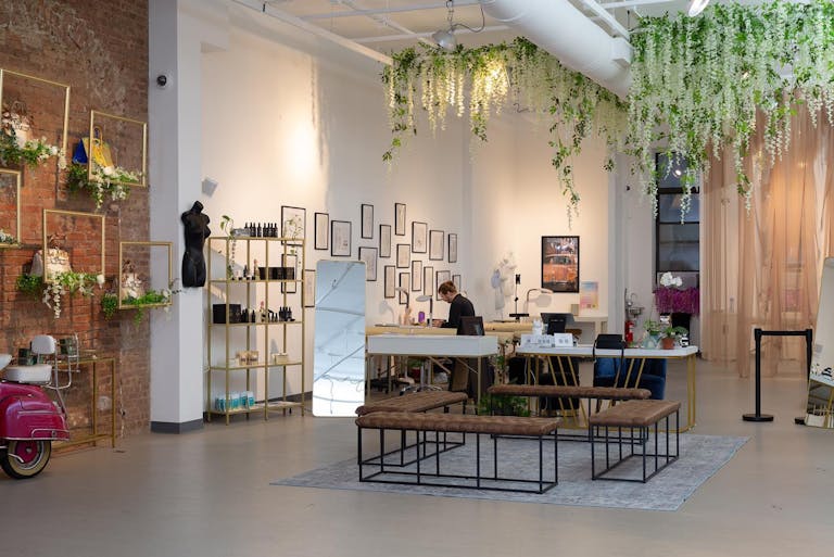 Retail venue on Bowery - Image 2