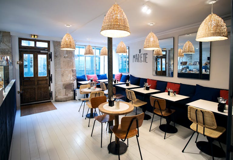 Former Coffee Shop, Pop Up Place for Fashion Week Paris - Image 4