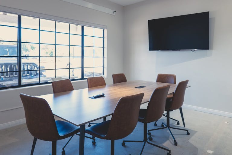 High Traffic Retail Space - Image 2