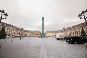 Un luxueux appartement en face du jardin des tuilerie - Image 33