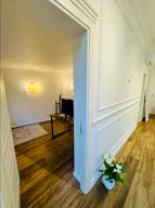 Fashion Showroom in Milan Fashion District - Image 12