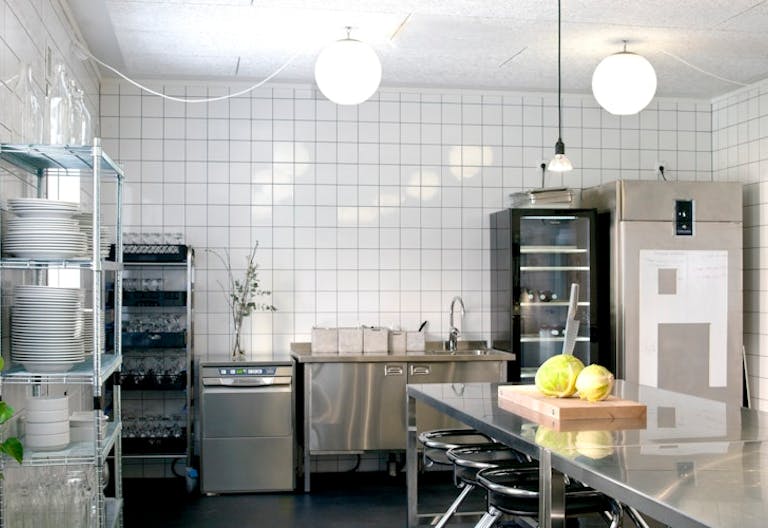 Östermalmsgatan 26 - A Kitchen - Image 2