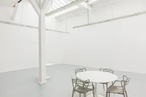 Galerie d'art au coeur du 15eme arrondissement - Image 8