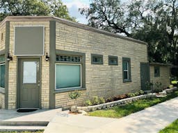 Boutique with parking space - Image 6