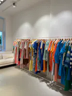  Stilvoller Showroom für Fashion & Accessoires zur temporären Vermietung Berlin Wedding – 130 m² – Erdgeschoss – barrierefrei erreichbar - Image 12
