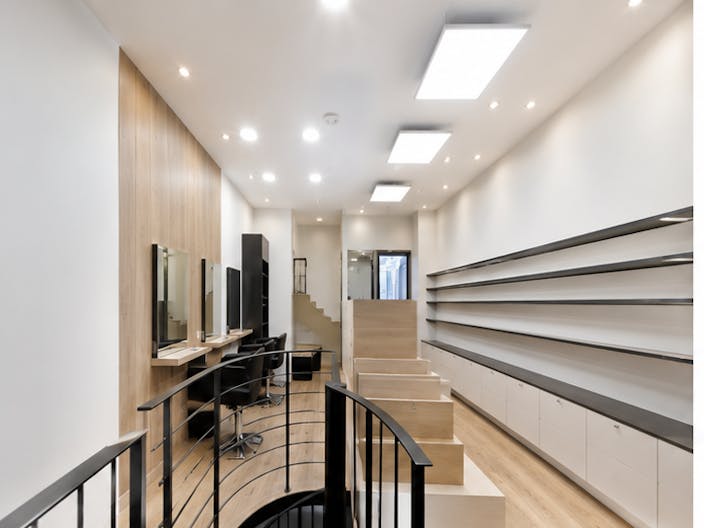 BOUTIQUE RUE DES ARCHIVES - Image 1