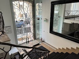 Prime Location Boutique - Triangle d'Or Paris - Image 1