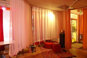 *New* Vibrant Silverlake Flex Space for Meetings, Workshops & Small Pop-Ups - Image 6