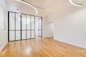 Unique Space near Parc Monceau - Image 4