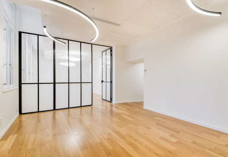 Unique Space near Parc Monceau - Image 4