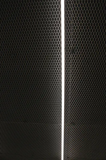 550 SqFt space on rue Saint-Martin (Haut Marais / Montorgueil / Beaubourg / Pompidou) - Image 3