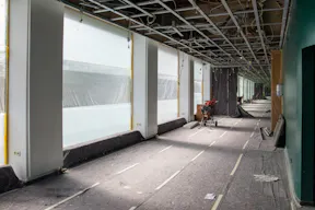 Elegant Retail Space at Historic Hotel Bristol - Image 2