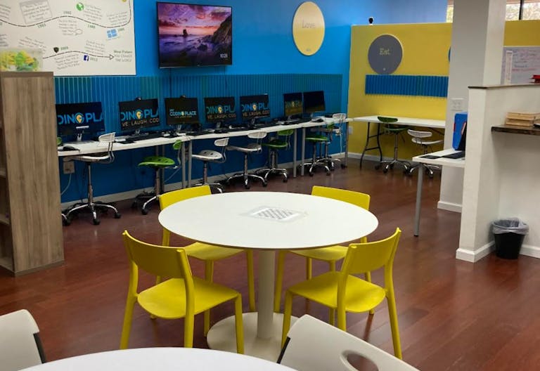 Technology Space for Gaming, and Coding - Image 2