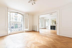 Showroom Rue de Rivoli Paris - Image 6