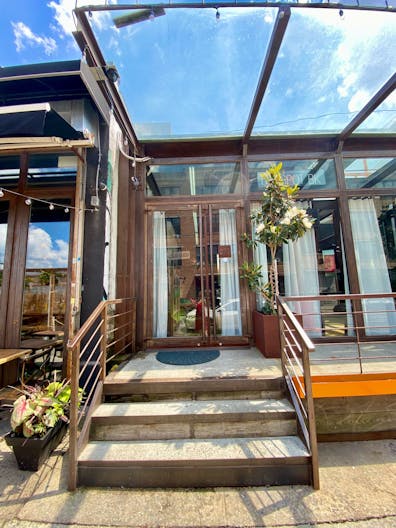 Unique Industrial Storefront in Trendy Bushwick - Image 3