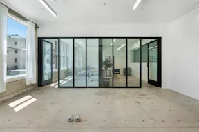 NATURAL LIGHT LOFT | DTLA SKYLINE VIEW | PRIVATE HAIR, MAKEUP AND VANITY SPACE - Image 6