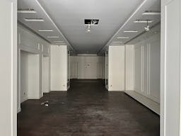 Prime Location Boutique - Triangle d'Or Paris - Image 27