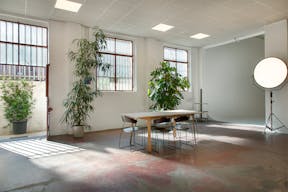 Versatile 600 sqm Ex-Industrial Space in Fashion's Heart - Image 8