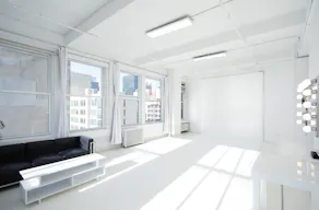 22C Affordable Showroom Pop up Rental Space in Manhattan - Image 5