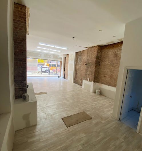 Large Boutique Space on the Upper West Side - Image 2