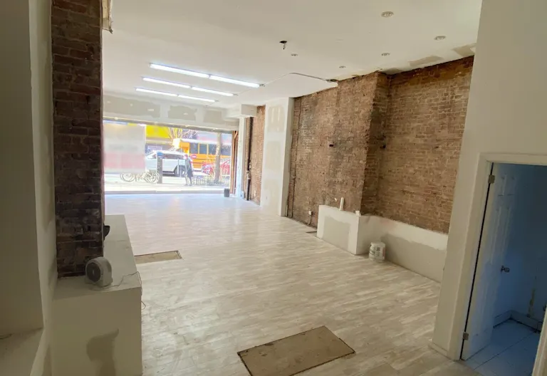 Large Boutique Space on the Upper West Side - Image 2