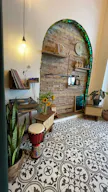 Our vintage oasis in the heart of the city - Image 4