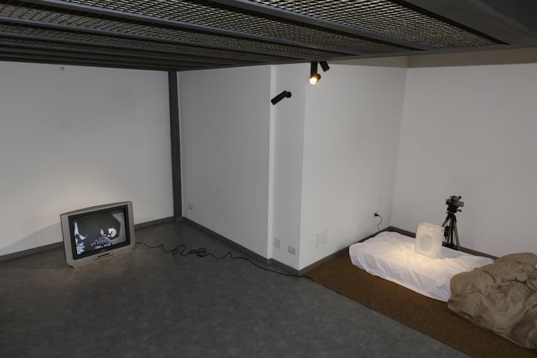 Spazio espositivo ibrido zona Navigli - Image 2