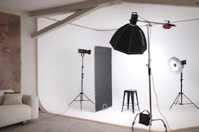 Unique Temporary Boutique Ephémère in Paris - Image 3