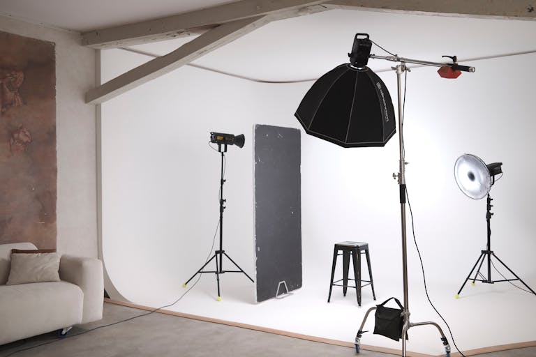 Unique Temporary Boutique Ephémère in Paris - Image 3