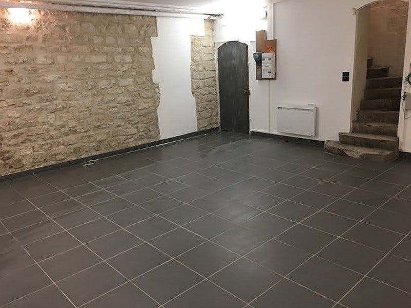 113 sqm Retail Space on Rue de Rennes, Paris
