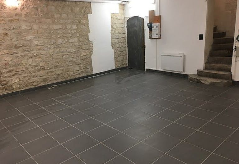 Prime Location Boutique Rue de Rennes - Image 3