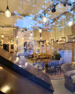 Atypical Cafe in Metz - Image 6