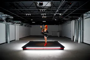 2 floor Big white open space with lights - Image 6