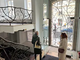 Prime Location Boutique - Triangle d'Or Paris - Image 2