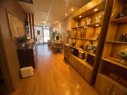 Fully Furnished Luxury beauty Space in Torrence - Image 2